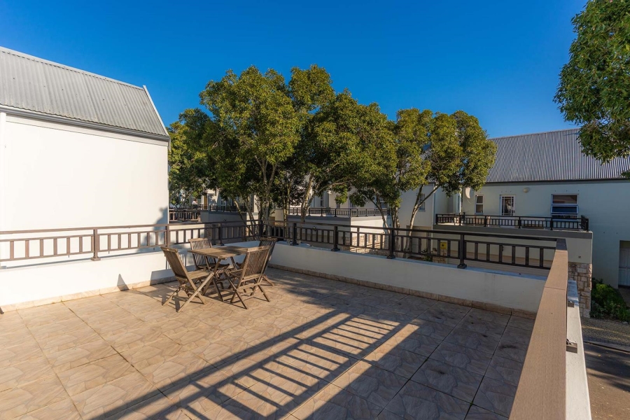 3 Bedroom Property for Sale in Royal Ascot Western Cape